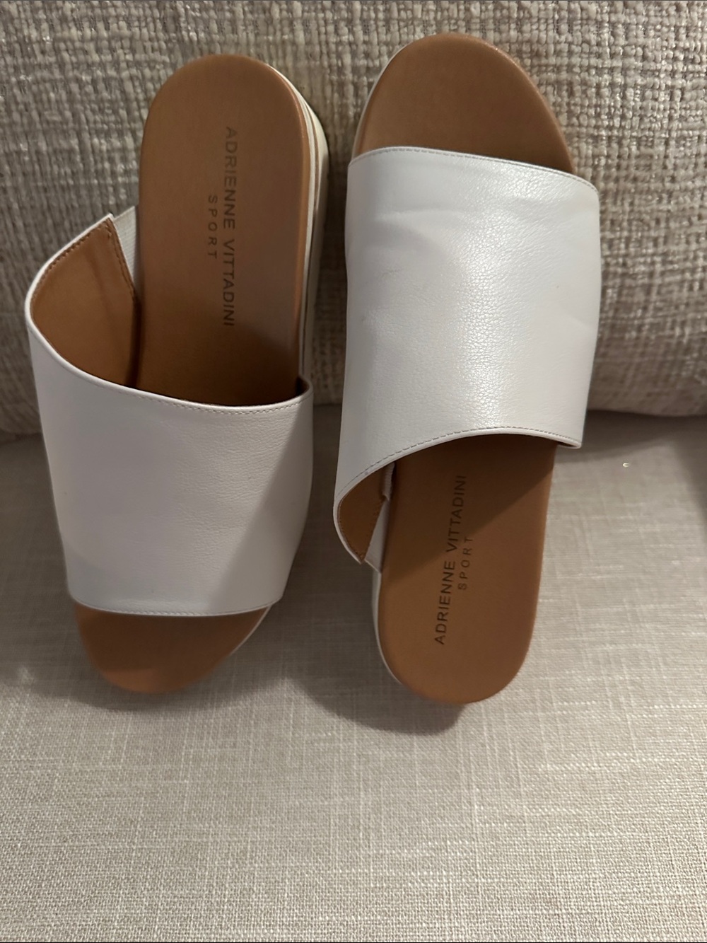 Adrienne Vittadini White Leather Slide Sandals